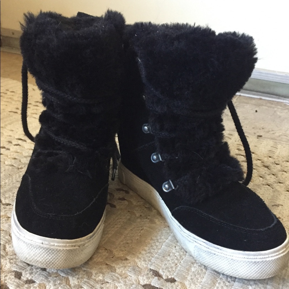 Fuzzy Black Booties